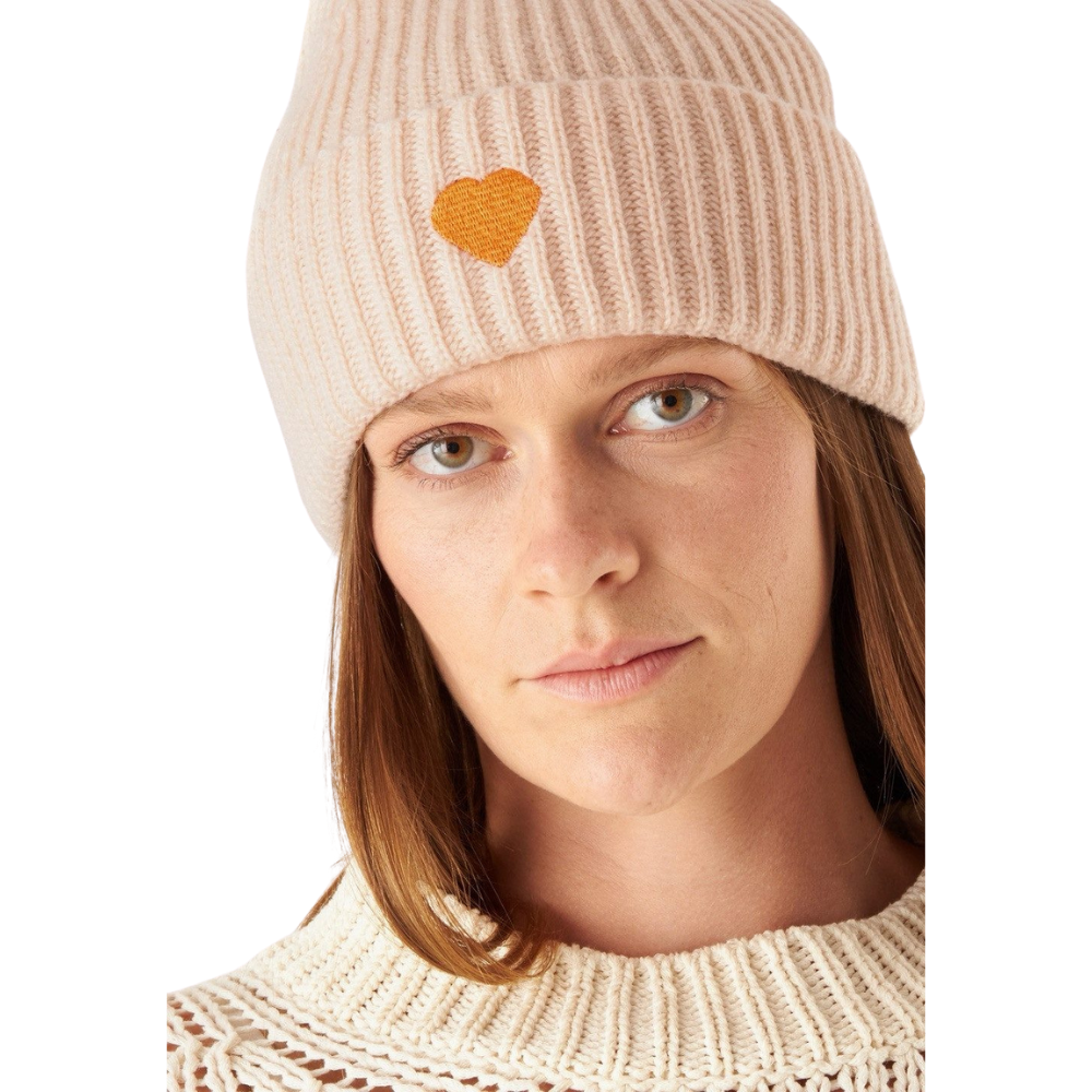 Codello Mütze mit Herz-Patch Farbe Beige – Bild 2