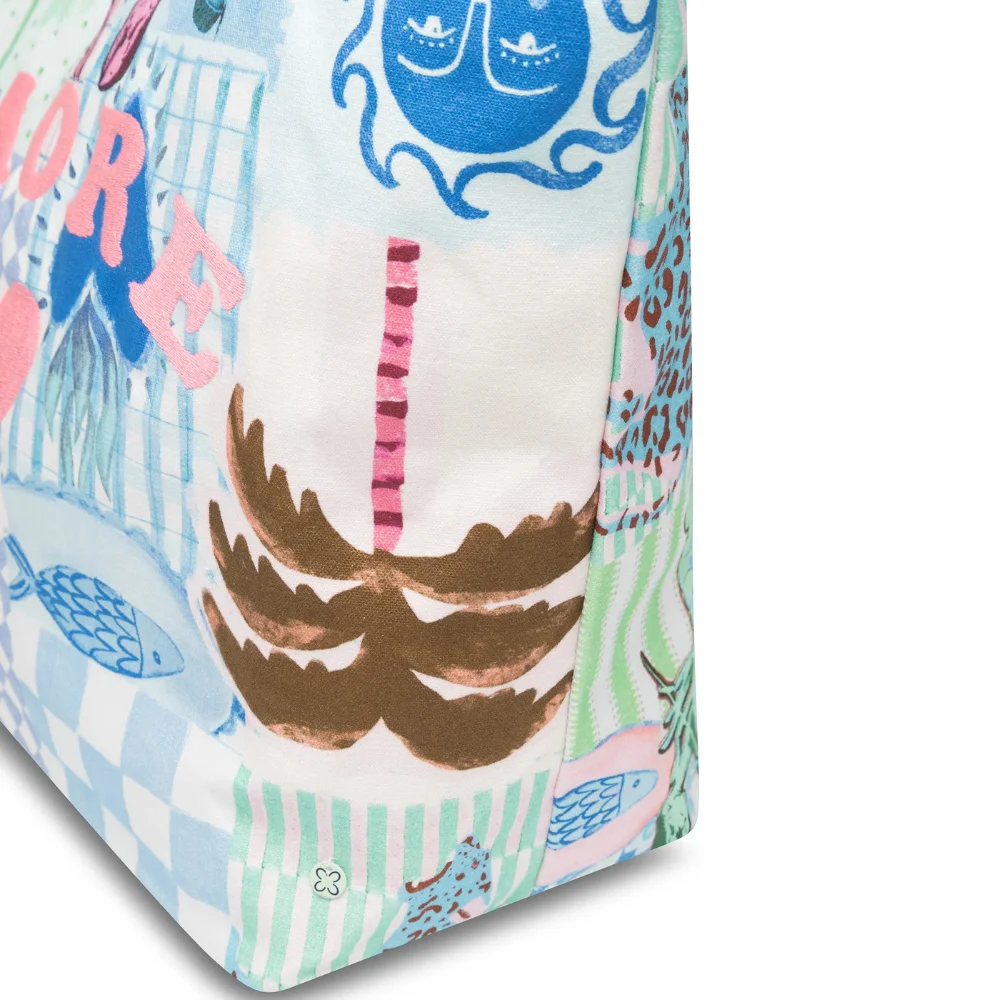 Codello Shopper aus Canvas mit Mustermix und Amore-Stickerei – Bild 7