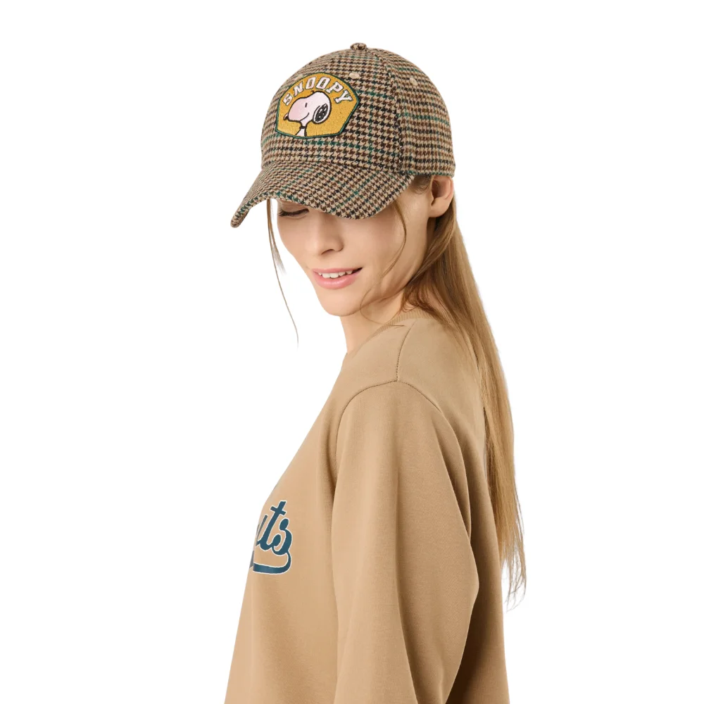 Codello Peanuts™ Cap mit Karo-Muster und Snoopy-Patch – Beige